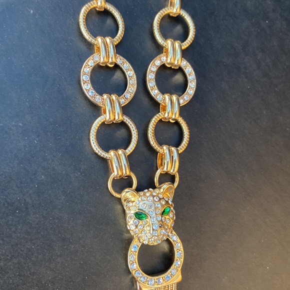 New GUESS Necklace - Picture 4 of 5